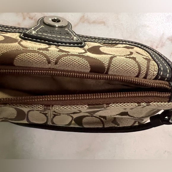 Vintage Authentic Coach Signature Wristlet! Brown Logo Print Leather Trim - Picture 4 of 7